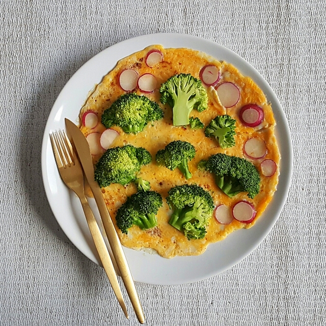 omlet brokuły
