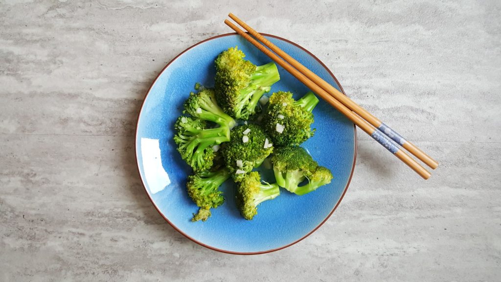 warzywne przekąski brokuły