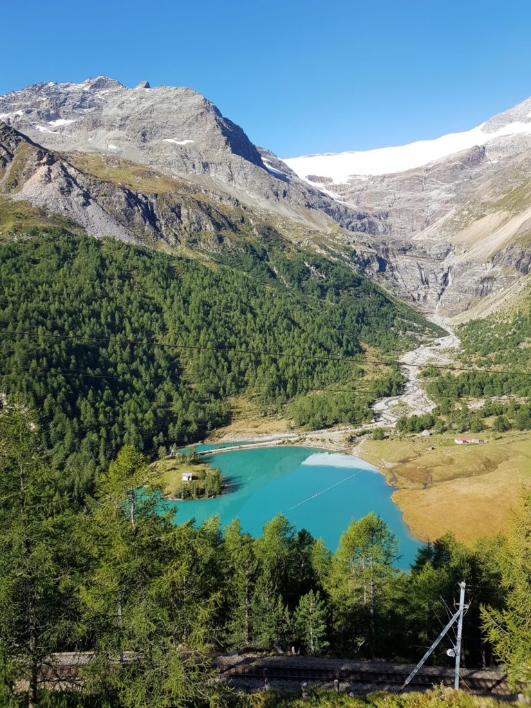 Jezioro pod Alp Grum
