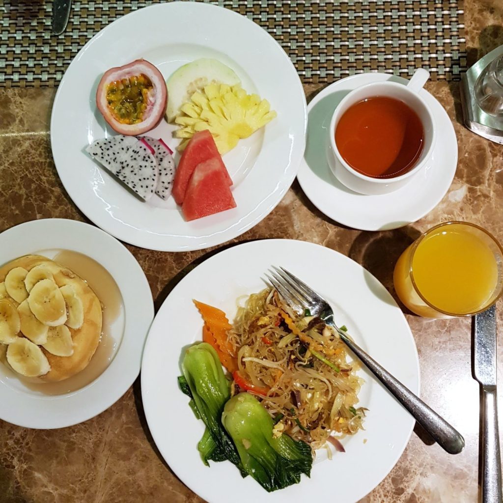 hotelowe śniadanie